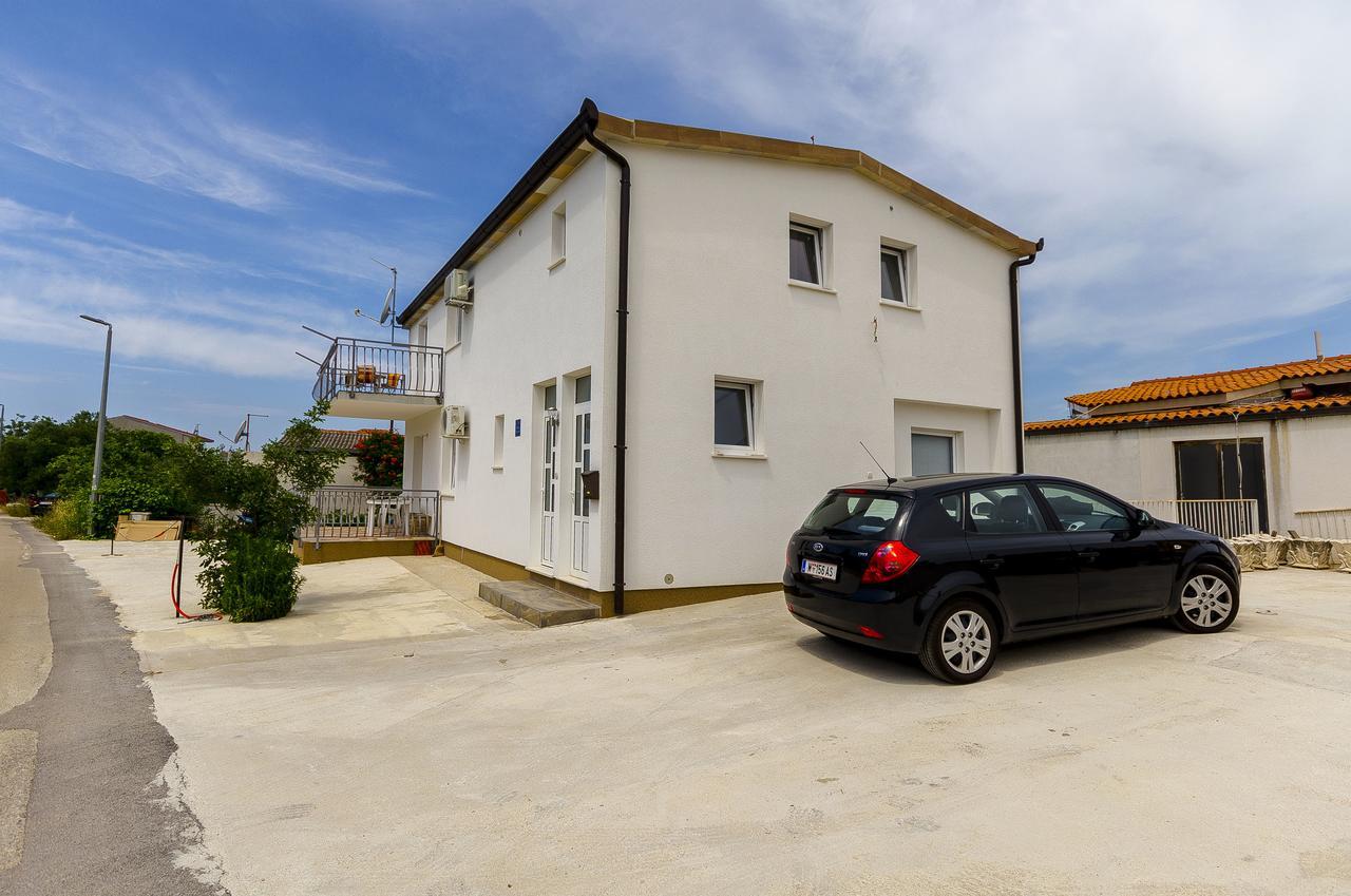 Apartments Mirko I Anda Donji Okrug Exterior foto