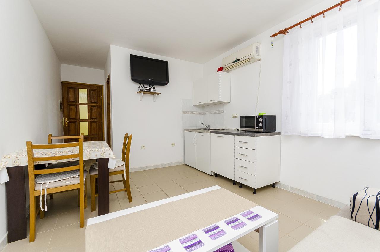 Apartments Mirko I Anda Donji Okrug Exterior foto